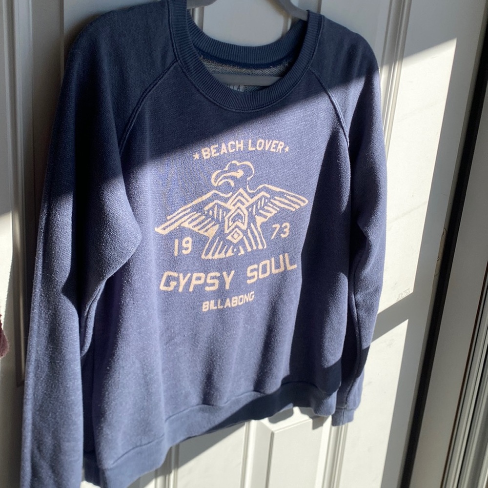 large billabong comfy sweatshirt